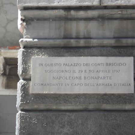 Palazzo Brigido Hotel Trieste Exterior photo
