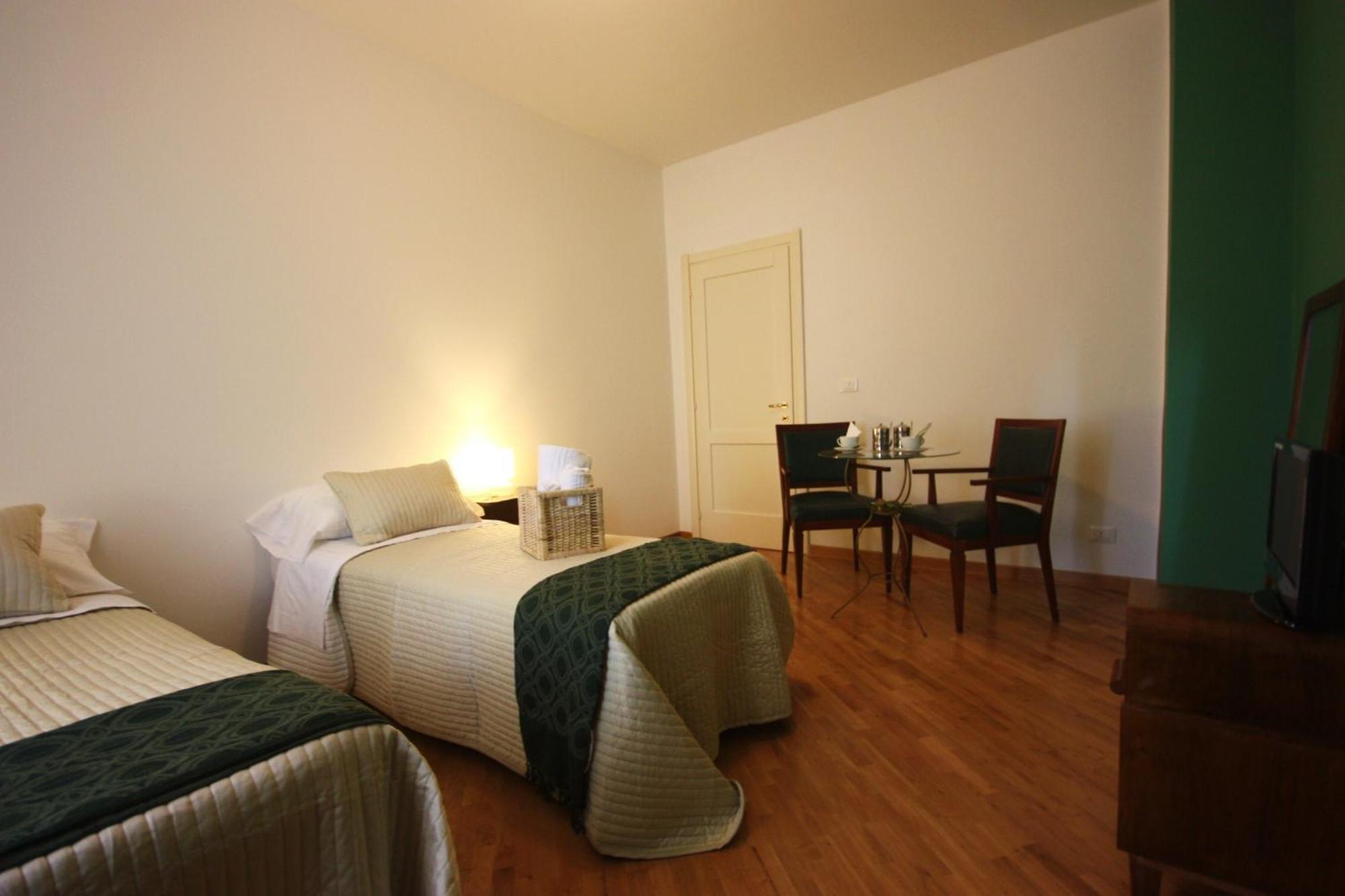 Palazzo Brigido Hotel Trieste Exterior photo